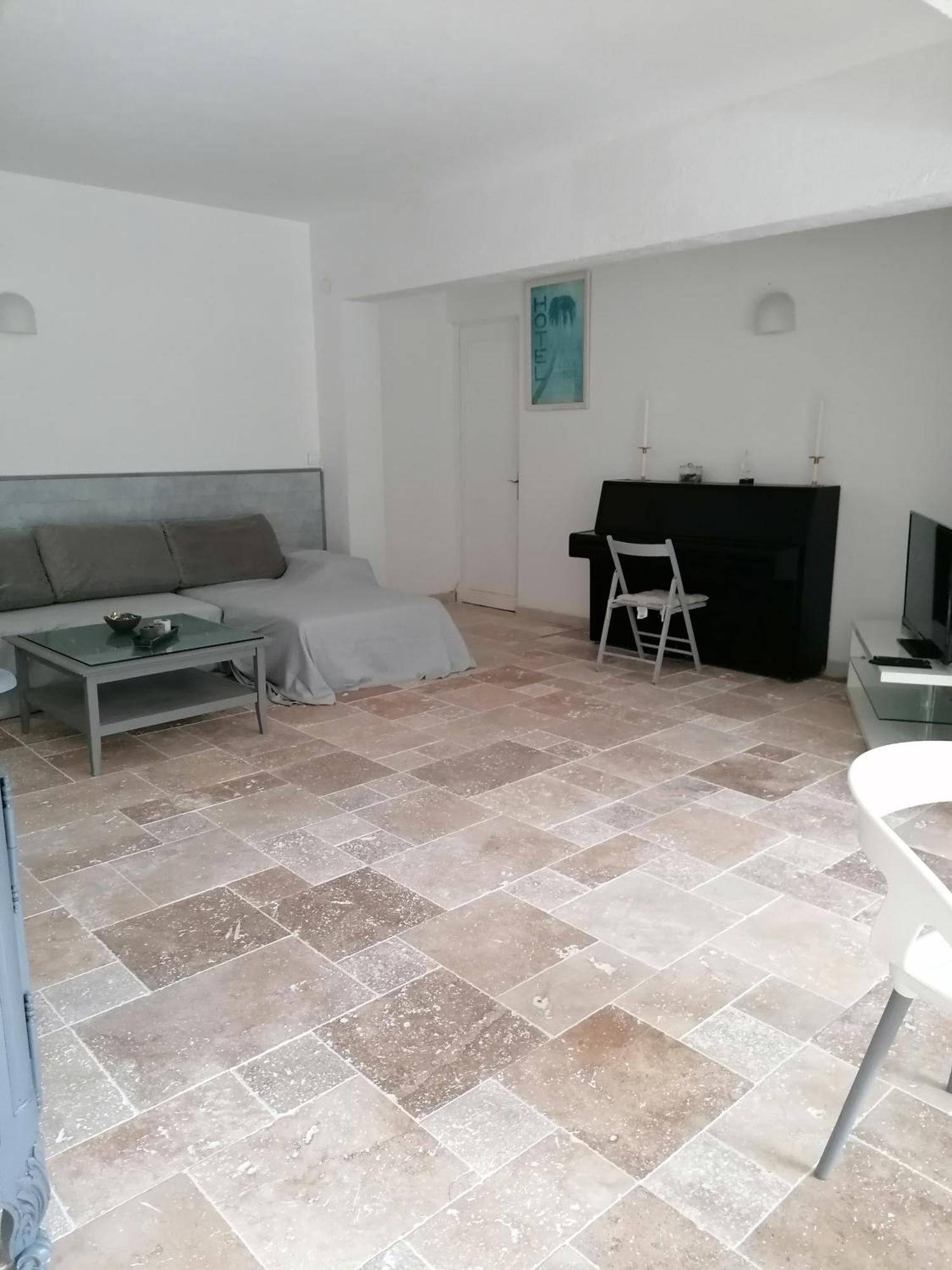 Charmant Rez De Villa Climatise Renove, 90M2 Avec Parking 카시스 외부 사진